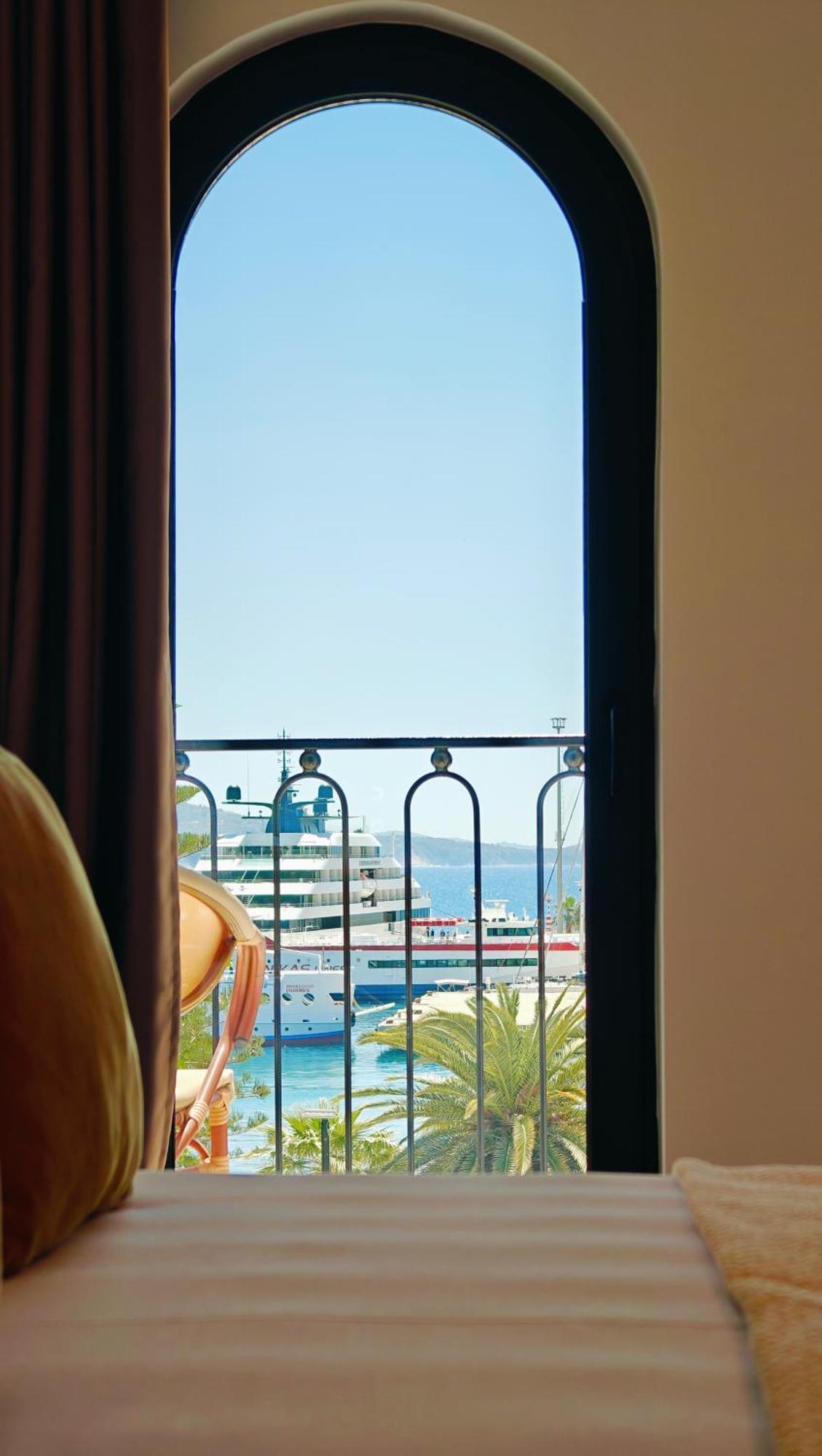 Villa Margarit Boutique Hotel Sarandë Exterior foto